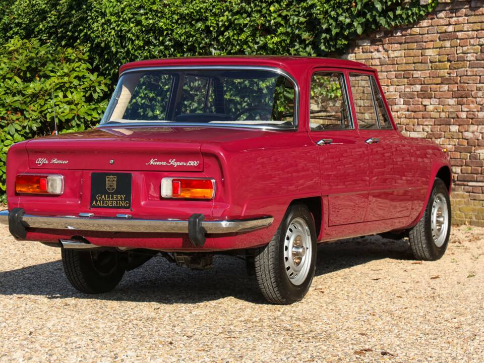 Image 47/50 of Alfa Romeo Giulia Nuova Super 1300 (1975)