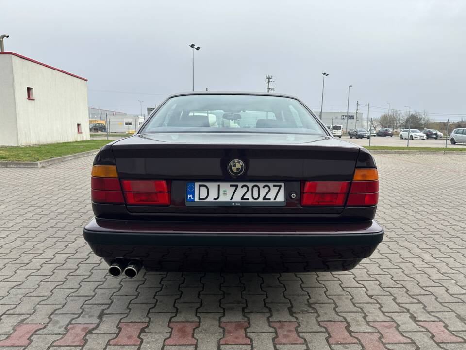 Afbeelding 16/100 van BMW 540i (1992)