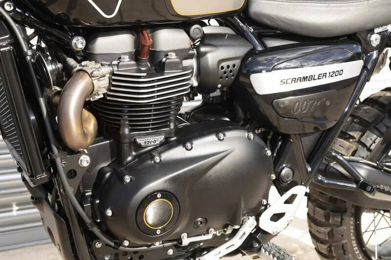 Afbeelding 36/50 van Triumph Scrambler 1200 Bond Edition (2020)