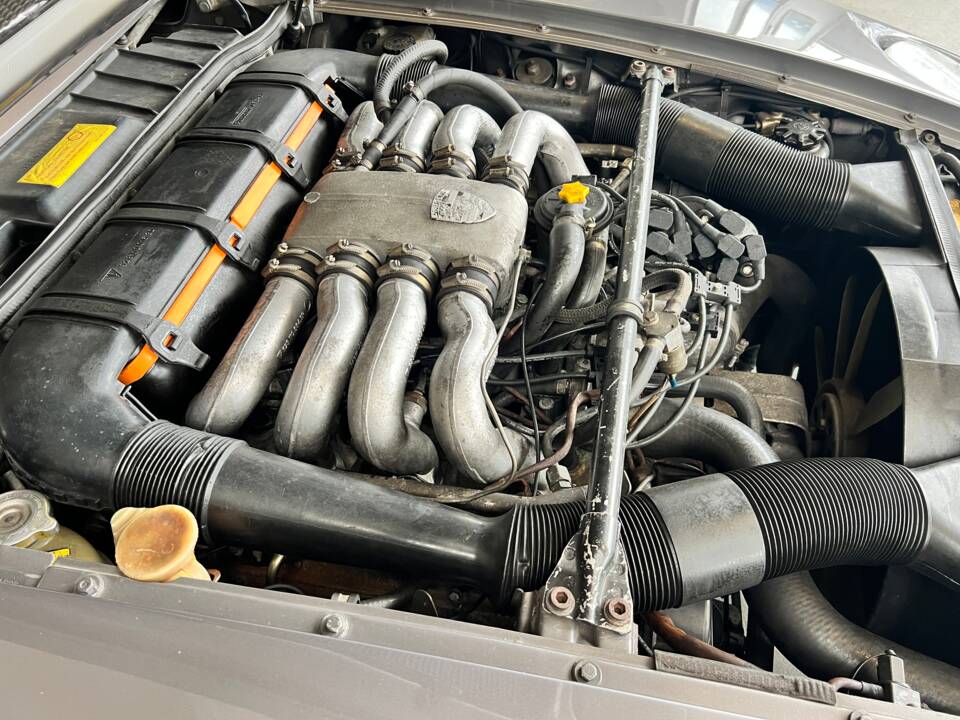 Afbeelding 18/59 van Porsche 928 S (1985)