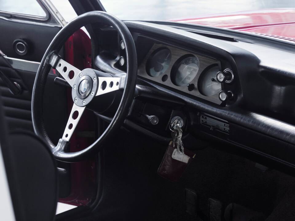 Bild 24/38 von BMW 2002 (1974)