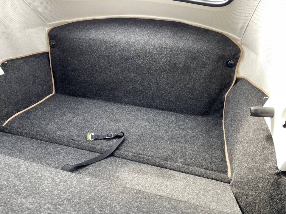 Immagine 9/17 di Volkswagen Maggiolone 1302 LS (1972)