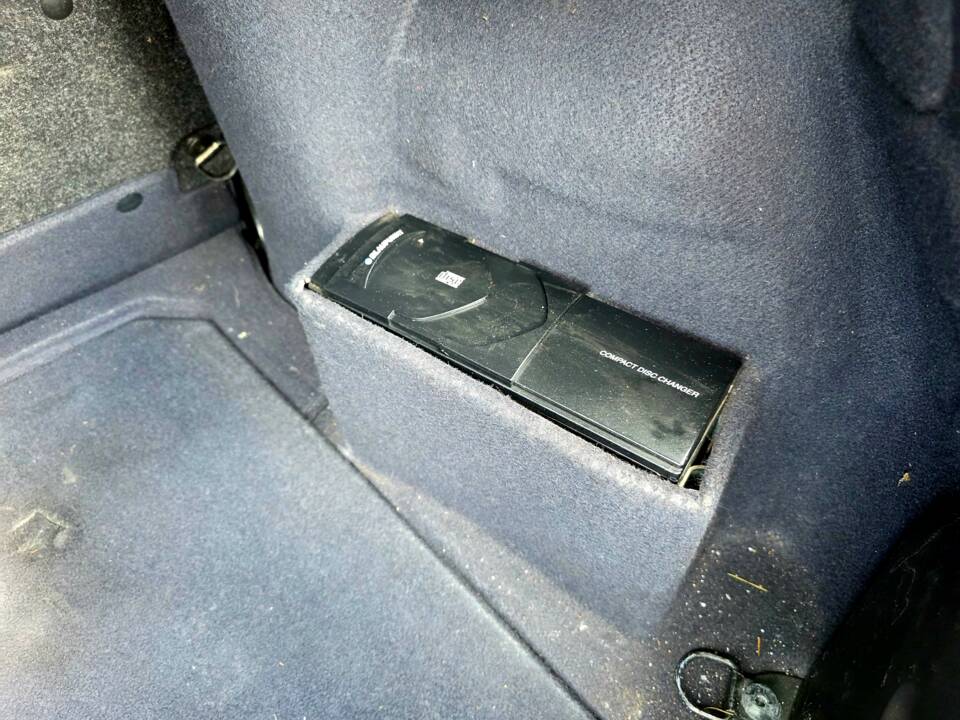 Imagen 19/31 de Alfa Romeo 147 3.2 GTA (2002)