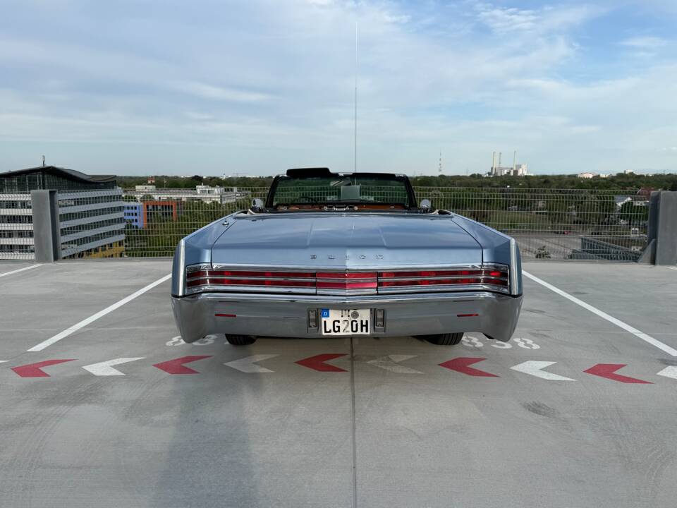Afbeelding 7/28 van Buick Electra 225 Custom (1965)