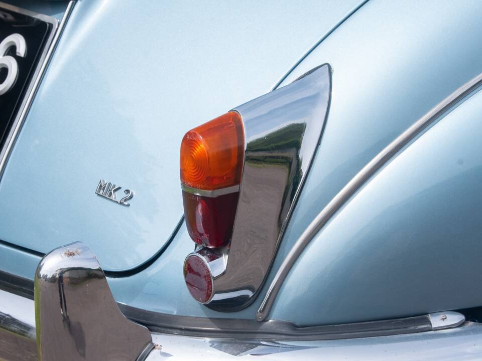 Immagine 18/50 di Jaguar Mk II 3.4 (1962)