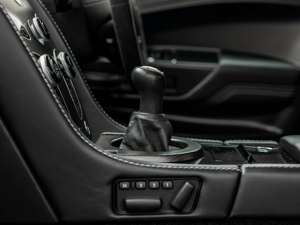 Image 20/65 de Aston Martin Vantage GT8 (2017)