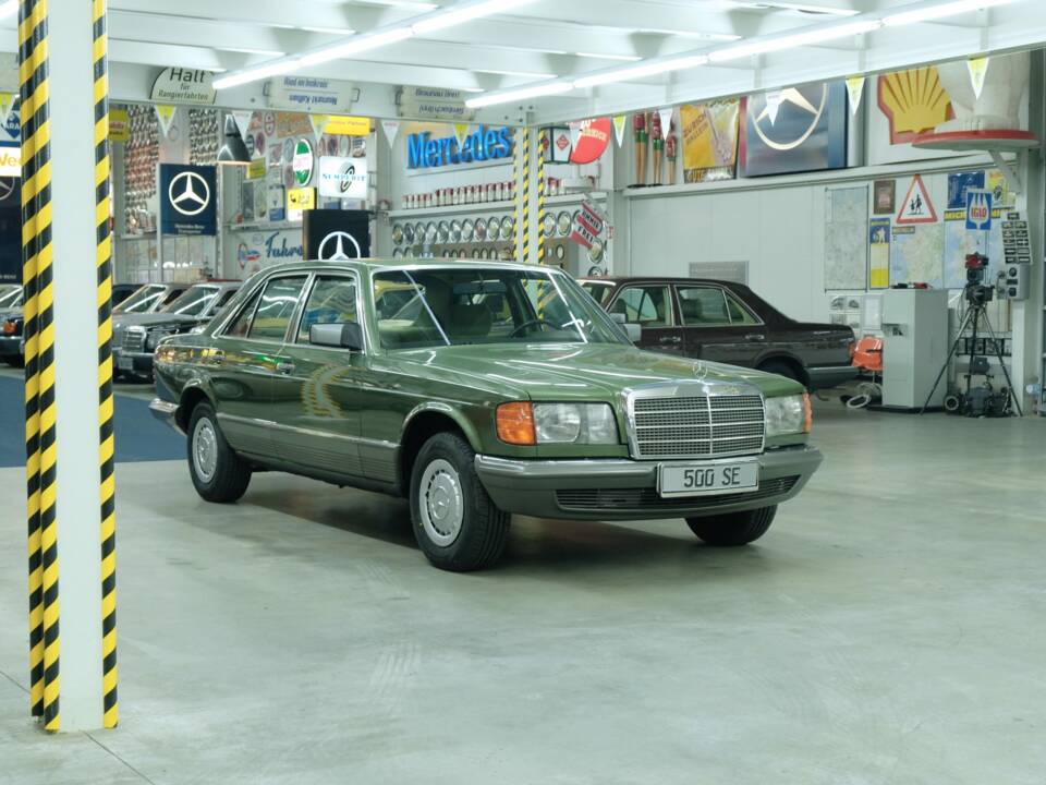Bild 40/50 von Mercedes-Benz 500 SE (1982)