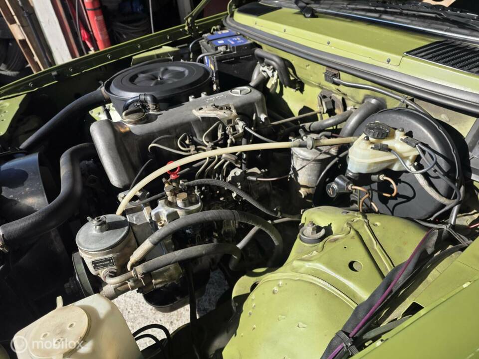 Imagen 42/50 de Mercedes-Benz 200 D (1982)