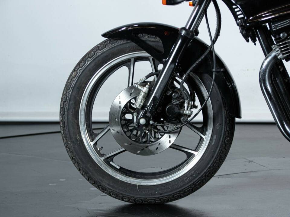 Image 19/50 de Suzuki GSX 1100 ES (1988)