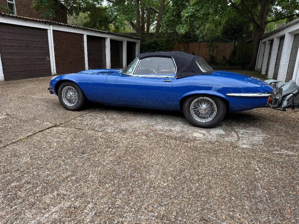 Image 11/32 de Jaguar Type E V12 (1973)