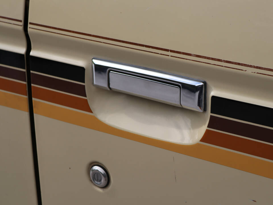 Bild 37/50 von Toyota Land Cruiser FJ 60 (1984)