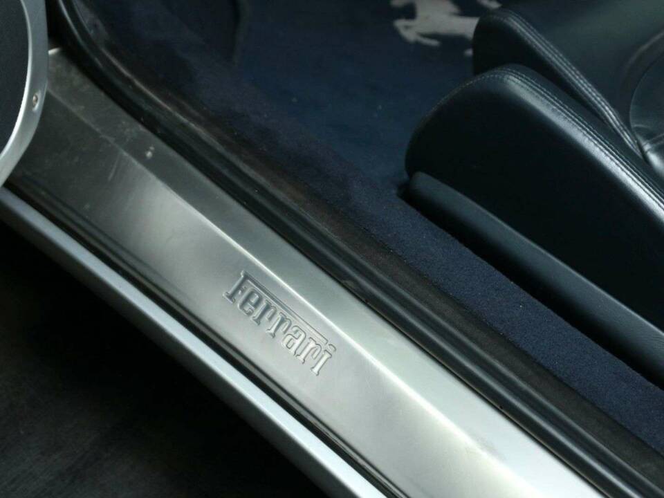 Immagine 12/50 di Ferrari 360 Spider (2003)