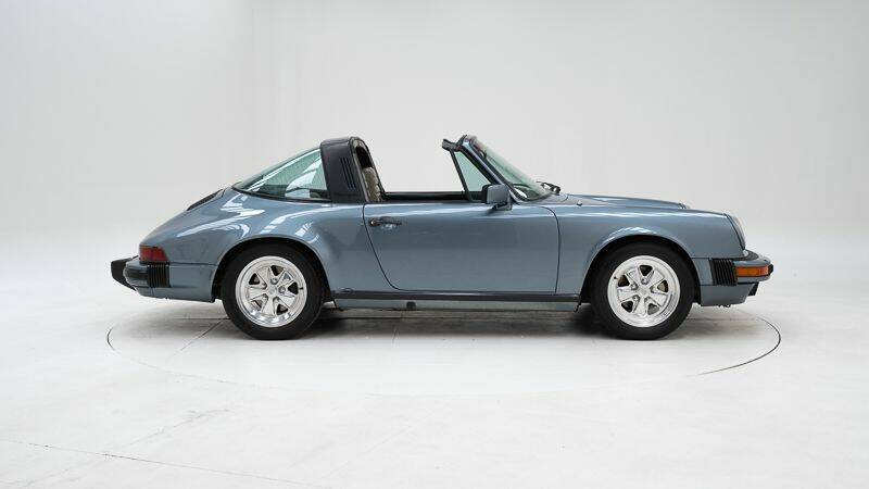 Immagine 6/15 di Porsche 911 Carrera 3.2 (1984)