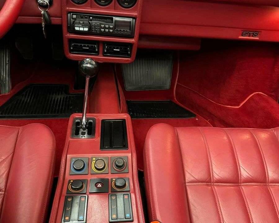 Image 8/20 of Ferrari 328 GTS (1988)