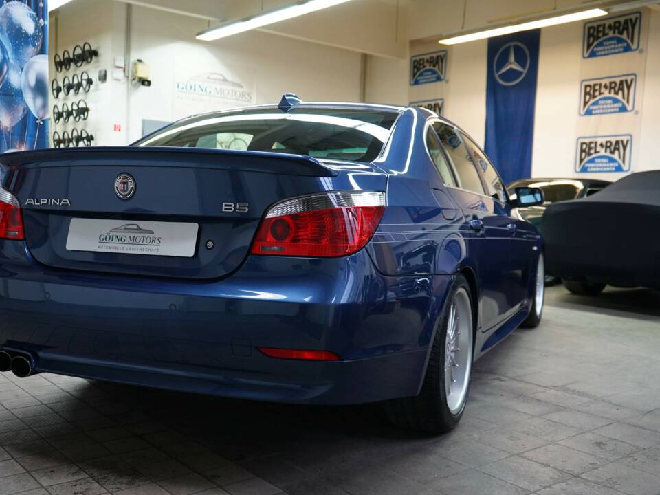 Image 14/45 of ALPINA B5 (2005)