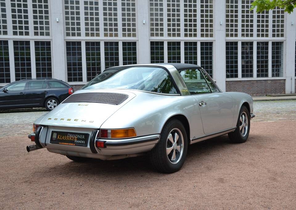 Immagine 9/31 di Porsche 911 2.2 S (1971)