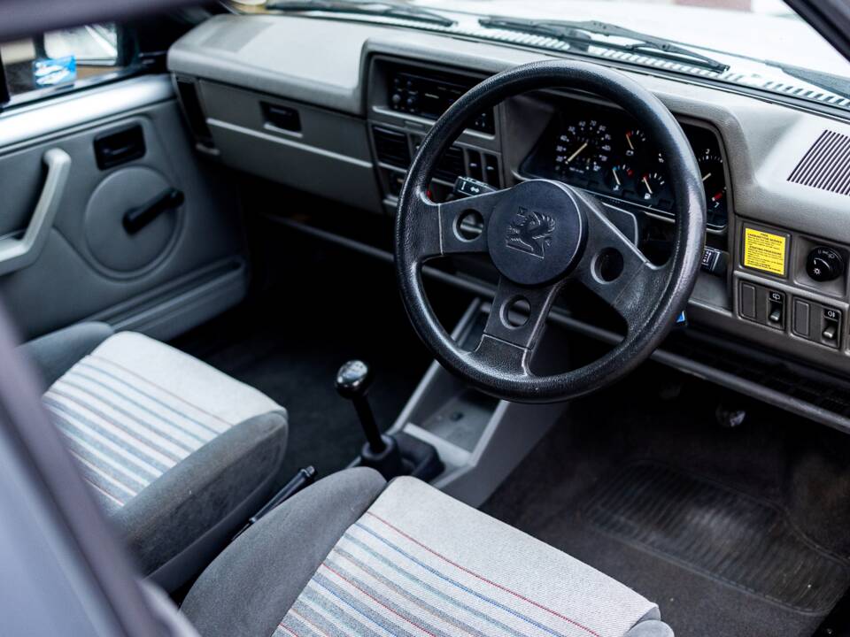 Image 4/40 of Vauxhall Nova 1.3 (1989)