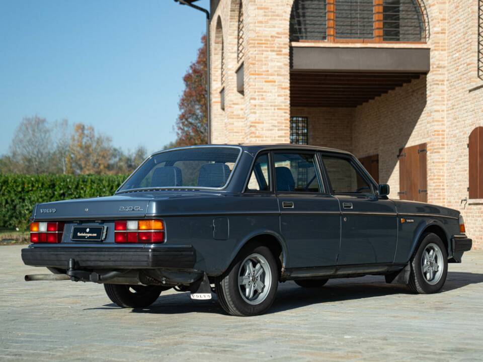 Bild 6/50 von Volvo 240 Diesel (1984)