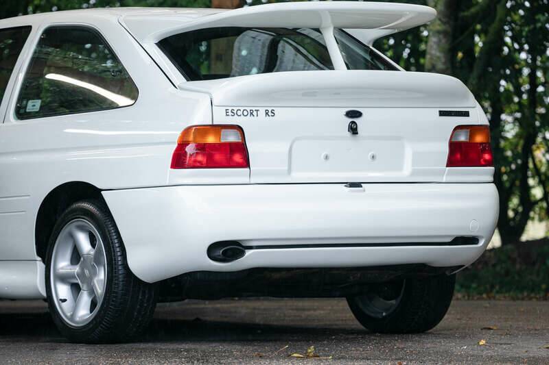 Imagen 9/50 de Ford Escort RS Cosworth (1997)
