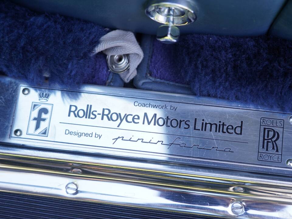Image 12/12 de Rolls-Royce Camargue (1981)
