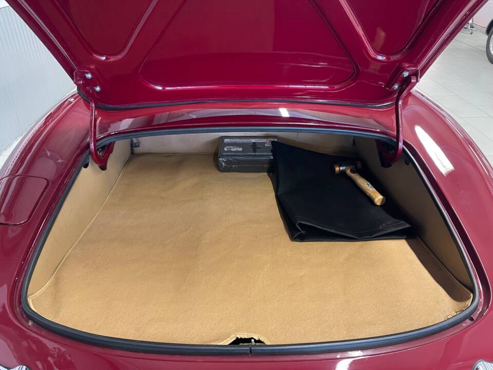 Afbeelding 11/19 van Jaguar E-Type 4.2 (1967)