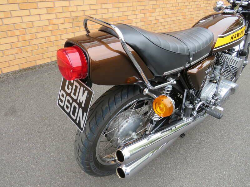 Image 45/48 of Kawasaki DUMMY (1974)