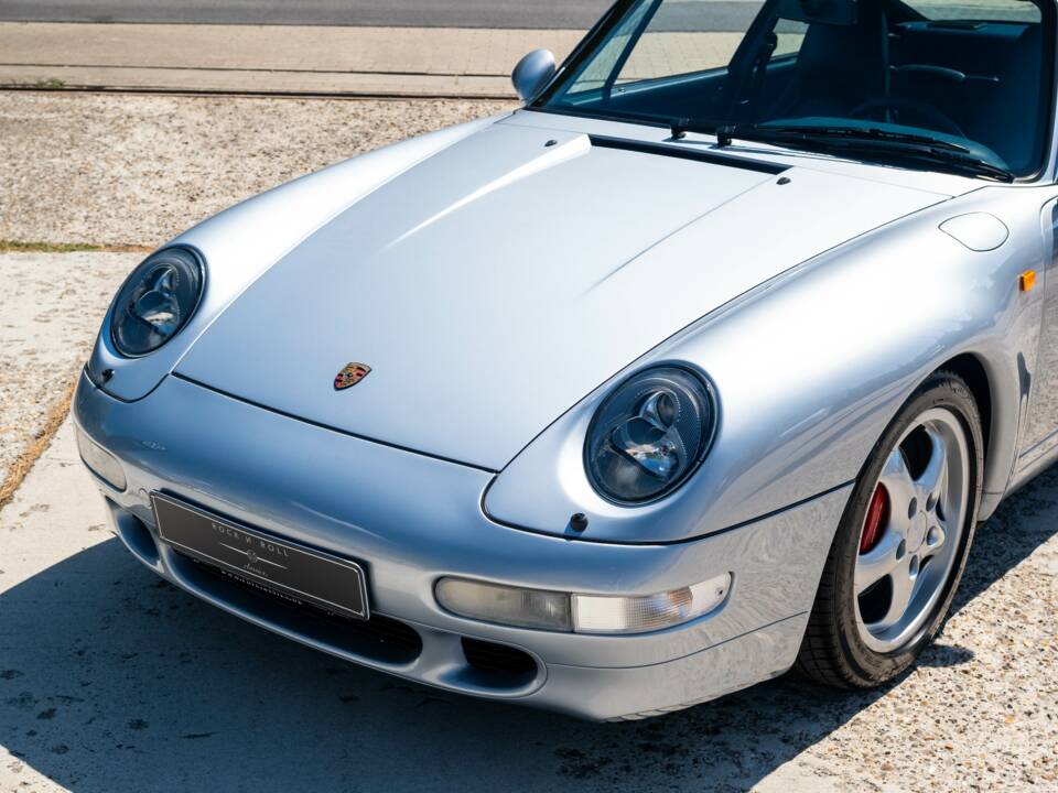 Afbeelding 19/32 van Porsche 911 Carrera (1996)