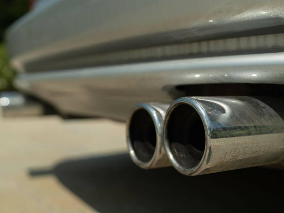 Bild 21/50 von BMW 850i (1990)