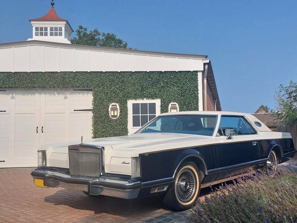 Bild 5/24 von Lincoln Continental Mark V (1979)