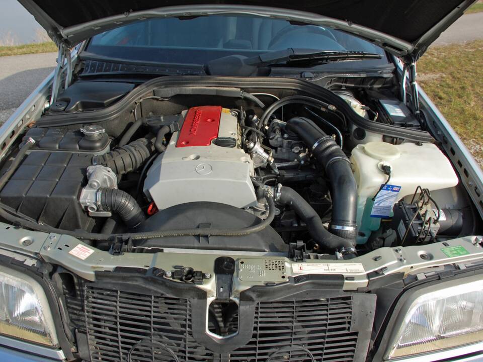 Bild 30/40 von Mercedes-Benz C 200 Kompressor (1997)