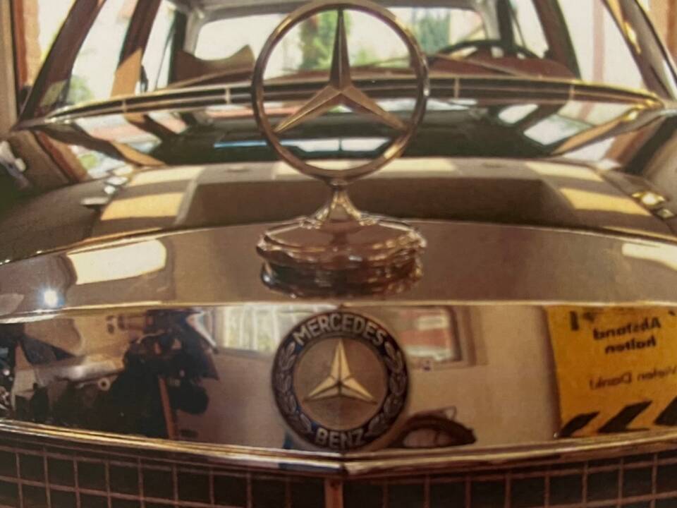 Image 3/6 of Mercedes-Benz 250 SE (1967)