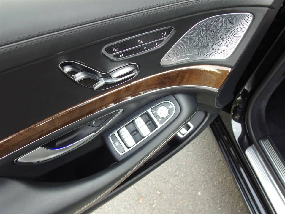 Bild 11/99 von Mercedes-Benz Maybach S 500 (2015)