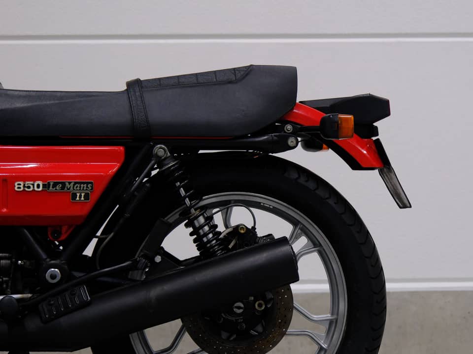 Immagine 49/75 di Moto Guzzi 850 LeMans II (1980)