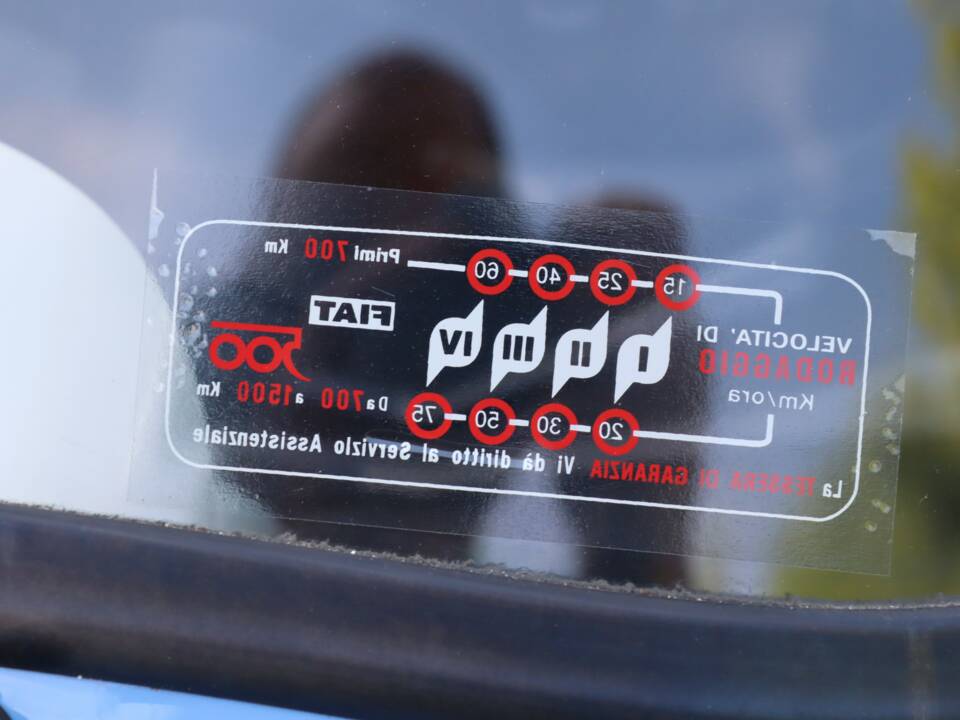 Image 31/50 of FIAT 500 F (1967)