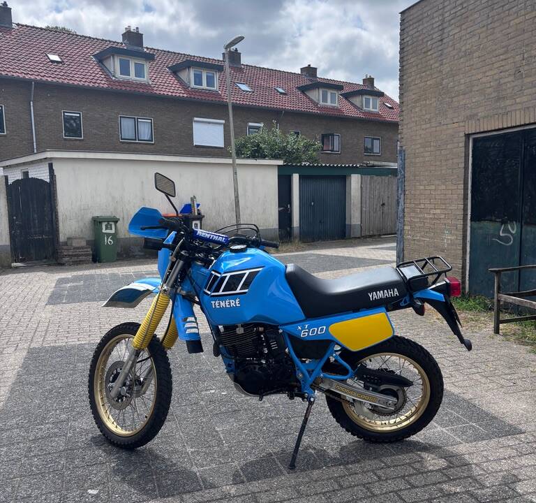 Bild 3/6 von Yamaha XT 600 Z Ténéré (1984)