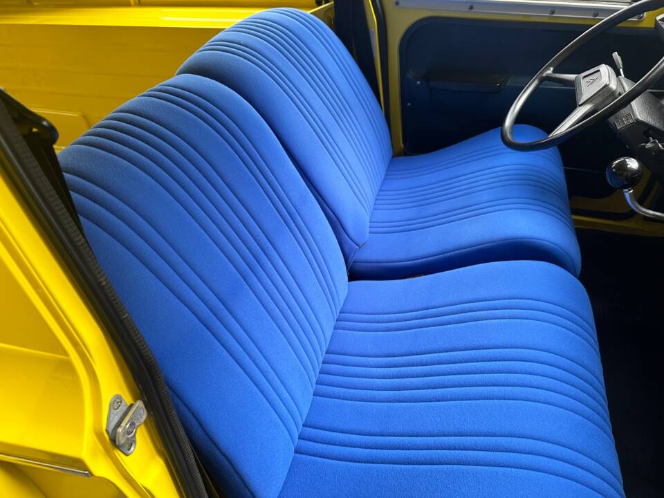 Image 30/42 de Citroën Acadiane (1982)