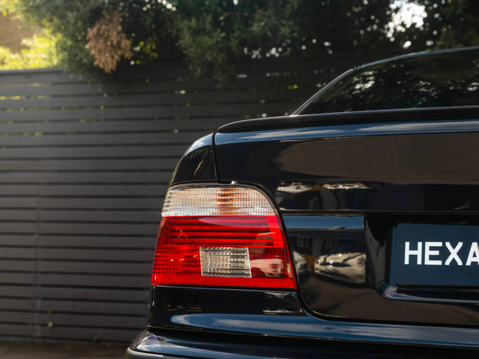 Image 5/56 of BMW M5 (2000)