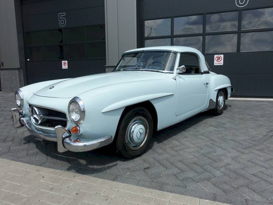 Image 10/43 of Mercedes-Benz 190 SL (1957)