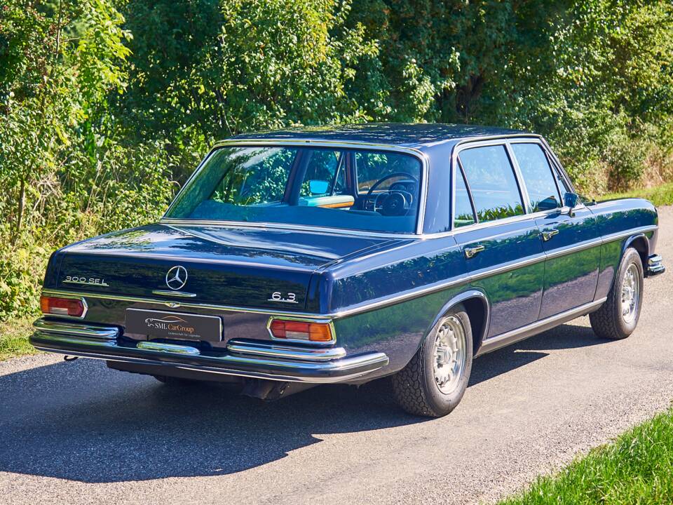 Image 10/38 of Mercedes-Benz 300 SEL 6.3 (1970)