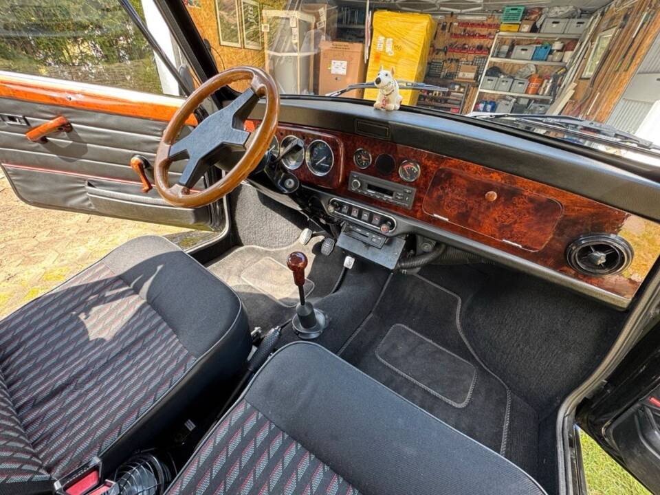 Afbeelding 6/8 van Mini 1000 (1990)