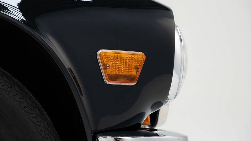 Image 13/15 de Triumph TR 6 (1973)