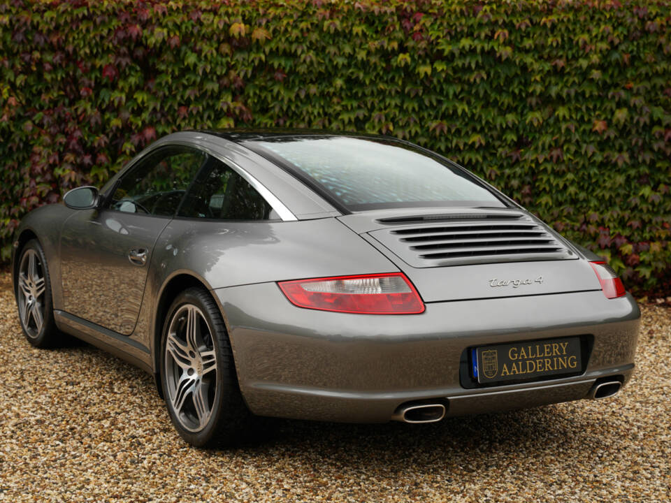 Image 30/50 of Porsche 911 Targa 4 (2007)