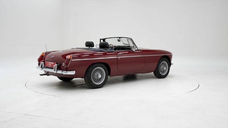 Image 2/15 de MG MGB (1974)