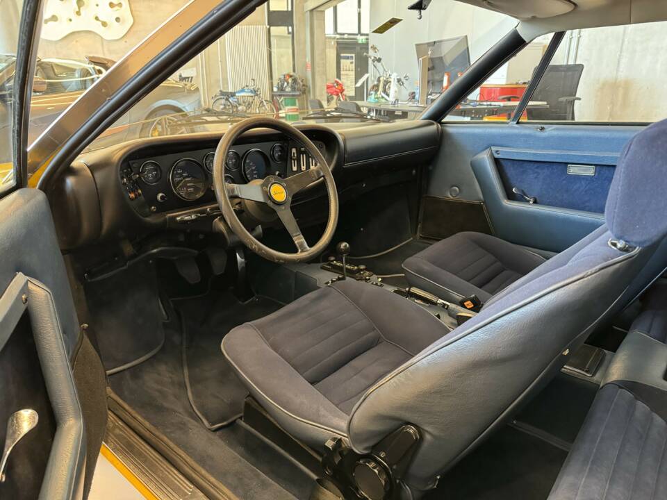 Immagine 9/22 di Ferrari Dino 208 GT4 (1975)