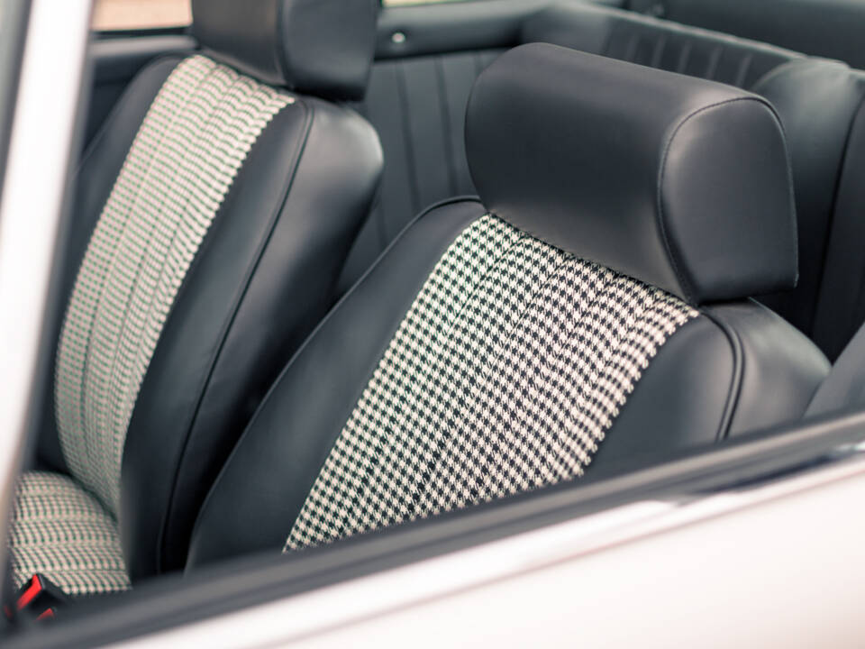 Bild 29/34 von Porsche 911 2.4 T (1972)