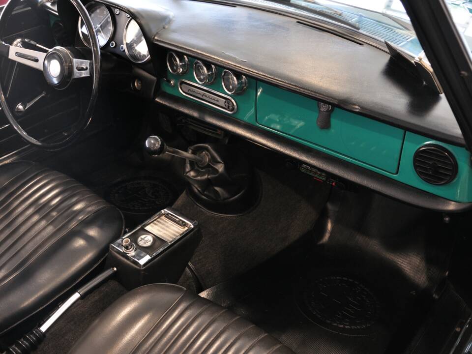 Afbeelding 22/30 van Alfa Romeo 1300 Spider Junior (1969)