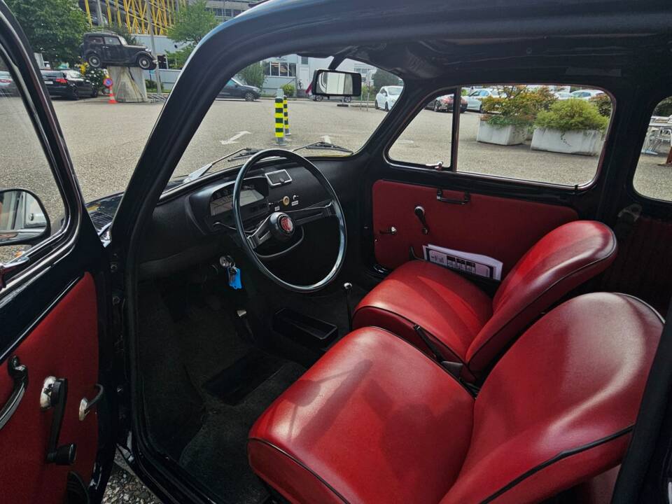 Image 13/19 of FIAT 500 L (1971)