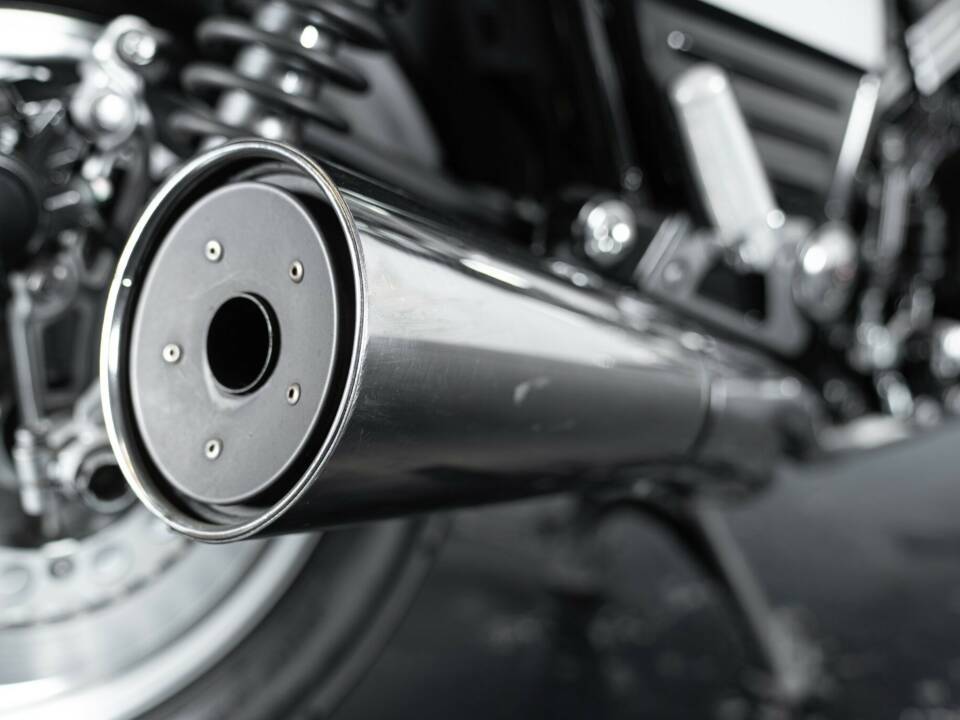 Bild 12/27 von Yamaha DUMMY (1999)