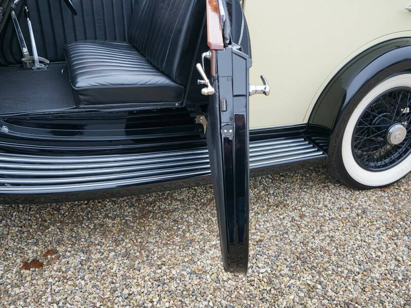 Image 46/50 of Rolls-Royce Phantom II Continental (1933)