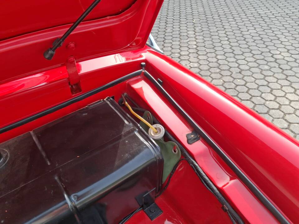 Image 9/20 of FIAT 750 Vignale Spider (1963)